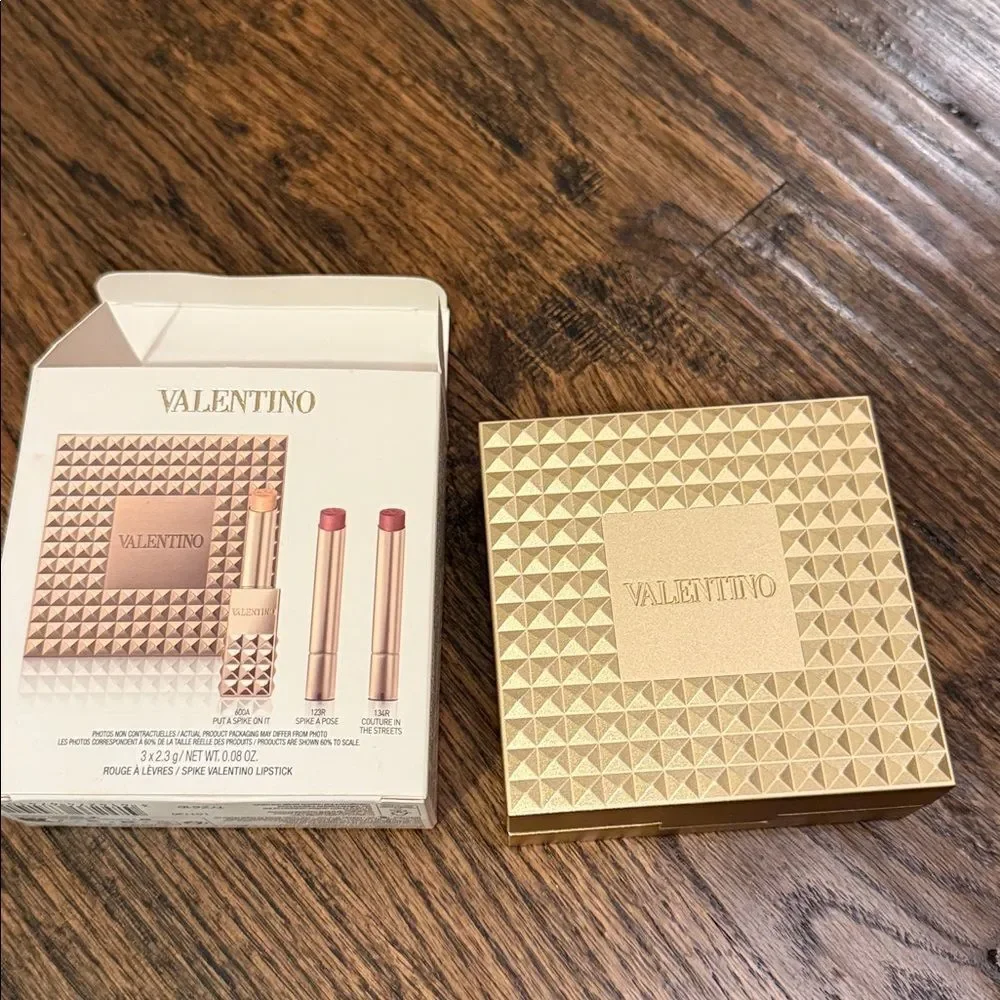 Valentino box has